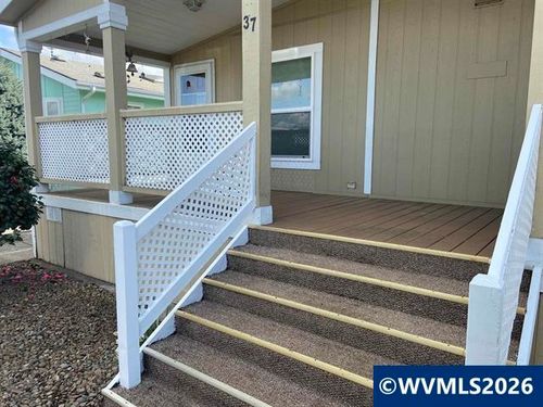 37-5422 Portland #37 Rd Ne, Salem, WA, 98305 | Card Image