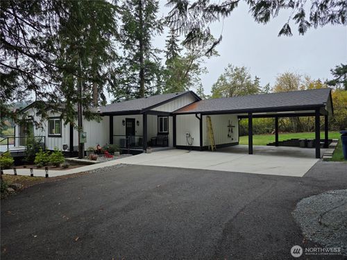 167 Barnum Point Road, Camano Island, WA, 98282 | Card Image