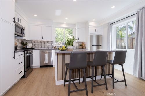 19429 Singing Hills Dr, Porter Ranch, CA, 91326-1799 | Card Image