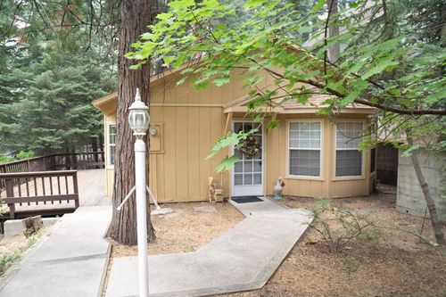 26582 Lake Forest Dr, Twin Peaks, CA, 92391-0980 | Card Image