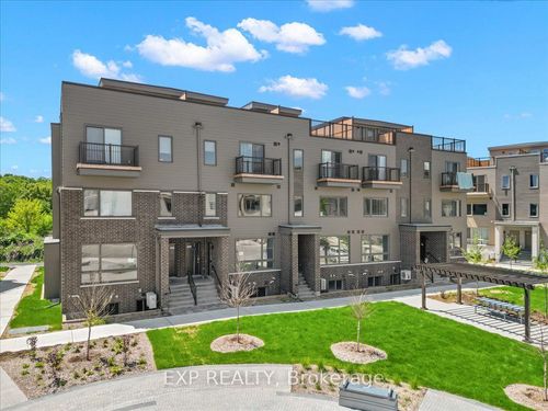 214 Mishi Private, Manor Park - Cardinal Glen and Area, ON, K1K0P2 | Card Image