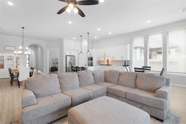 5122 Walnut Grove Ln, House other with 4 bedrooms, 3 bathrooms and 2 parking in Manvel TX | Image 18