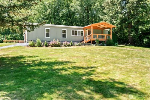 111 Shallow Shore Rd, Bellingham, WA, 98229-8504 | Card Image
