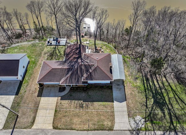 591 Shore Dr, House other with 3 bedrooms, 2 bathrooms and 2 parking in Big Sandy TN | Image 56