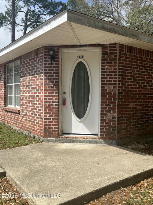 apt-d-141 Via Don Ray Rd, Long Beach, MS, 39560-2542 | Card Image