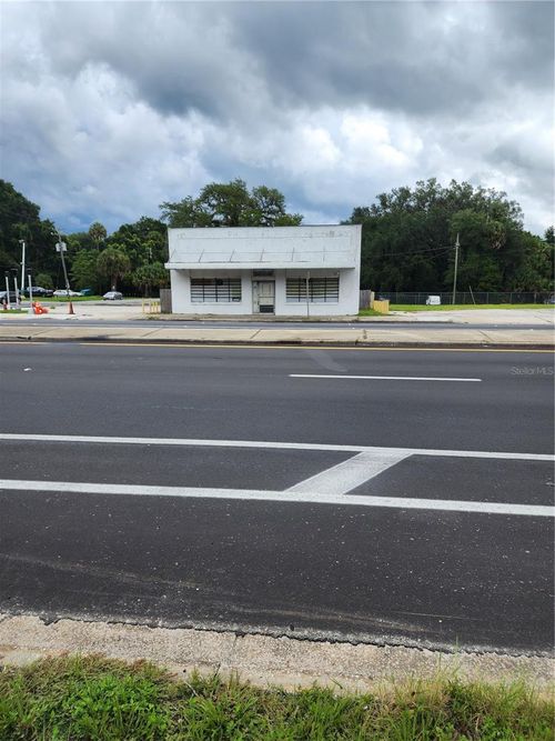 18301 N Us Highway 301, CITRA, FL, 32113-2369 | Card Image
