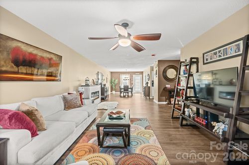 unit-201-106 Locomotive Ln, Mooresville, NC, 28115-8523 | Card Image