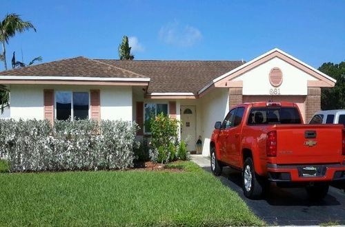 681 Pine Ridge Ter, Davie, FL, 33325-1274 | Card Image