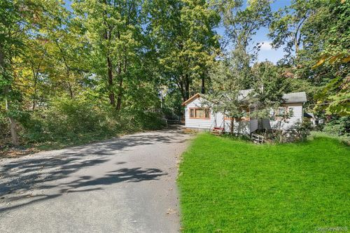 18 Paradise Trl, Monroe, NY, 10950-6649 | Card Image