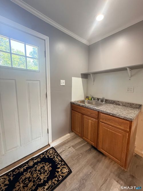 191 E Side Dr, Wallingford, CT, 06492-3919 | Card Image