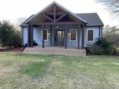 90 Long Island Rd, Poplarville, MS, 39470-5533 | Card Image