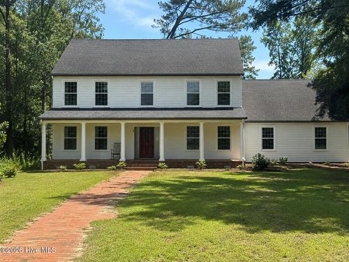 701 Edgewood Dr, Murfreesboro, NC, 27855-2135 | Card Image