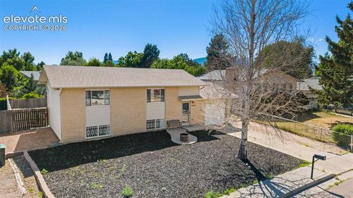7370 Sugarloaf Ter, Fountain, CO, 80817-1423 | Card Image