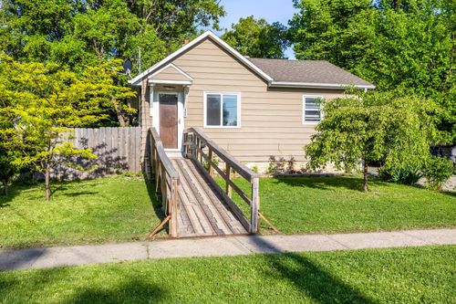405 14th St N, Moorhead, MN, 56560-2147 | Card Image