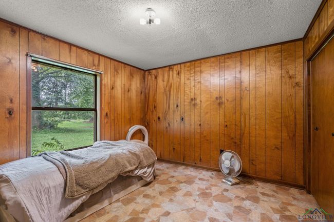 8103 Us Highway 259 N, House other with 4 bedrooms, 3 bathrooms and null parking in Omaha TX | Image 26