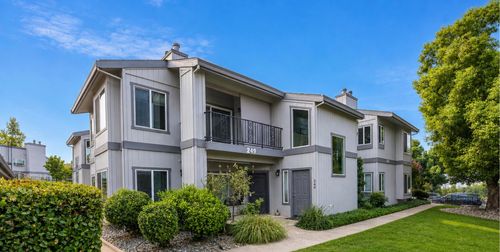 140-249 Ridgetop Dr, Redding, CA, 96003-3292 | Card Image