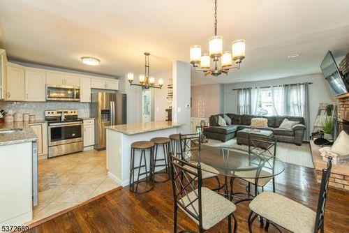 26 Columbia Trl, Hopatcong, NJ, 07843-1718 | Card Image