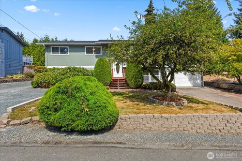 7819 225th Place Sw, Edmonds, WA, 98026 | Card Image