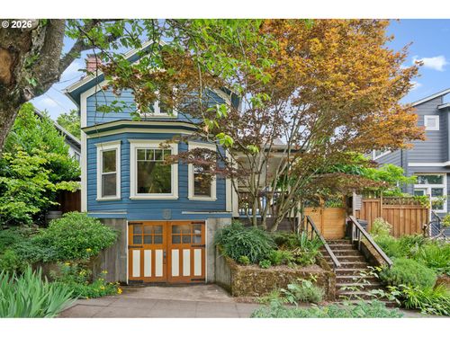 724 Se 27th Ave, Portland, OR, 97214-3009 | Card Image