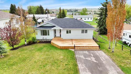 336 5 Avenue S, Big Valley, AB, T0J0G0 | Card Image