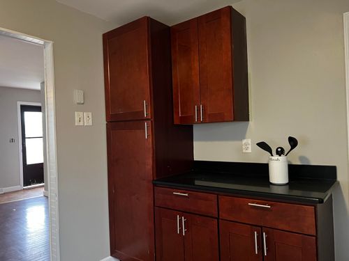 7709 Wallace St, Merrillville, IN, 46410-5863 | Card Image