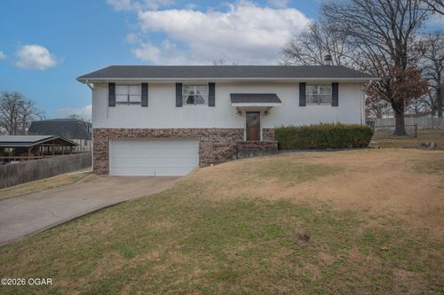 221 E 43rd St, Joplin, MO, 64804-4616 | Card Image