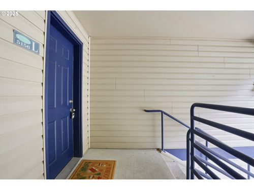 l-5156 Sw Multnomah Blvd, Portland, OR, 97219-3372 | Card Image