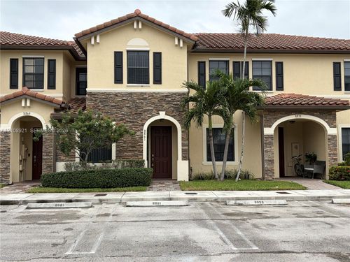 8861 W 35th Ave, Hialeah, FL, 33018-1891 | Card Image