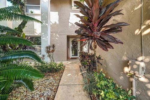 9581 Nw 9th Ct, Plantation, FL, 33324-6155 | Card Image