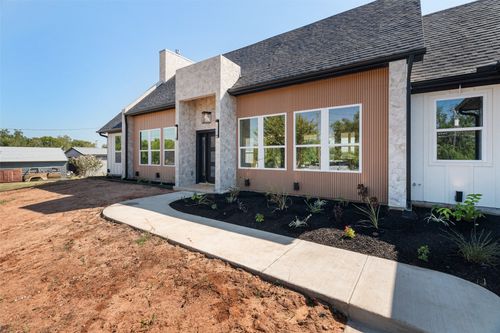 7404 N Sundance Dr, Joshua, TX, 76058-4578 | Card Image