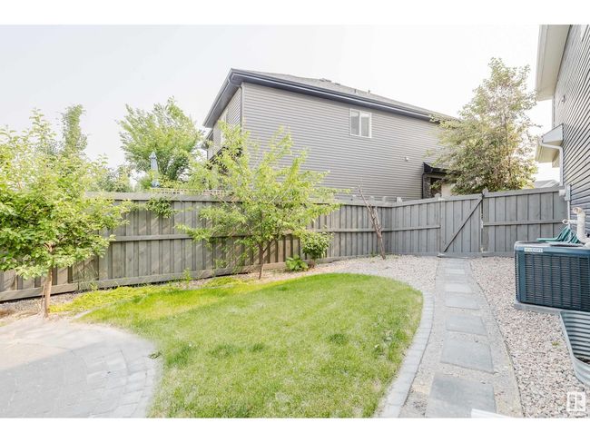 1109 176 St Sw, Home with 3 bedrooms, 3 bathrooms and 4 parking in Edmonton AB | Image 57