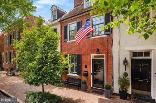 515 S Fairfax St, ALEXANDRIA, VA, 22314-3811 | Card Image