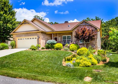 153 Berkshire Loop, Crossville, TN, 38558-7149 | Card Image