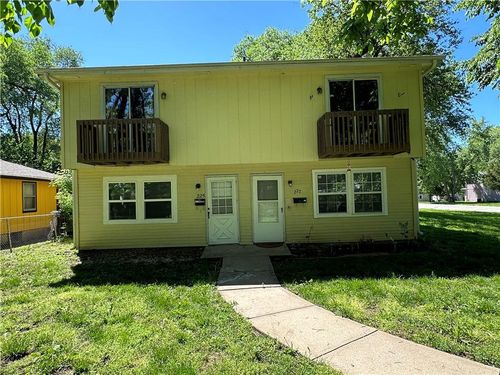 225 Ottawa St, Leavenworth, KS, 66048-2043 | Card Image