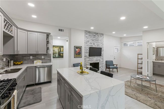 7335 Kyle St, House other with 3 bedrooms, 3 bathrooms and null parking in Tujunga CA | Image 26
