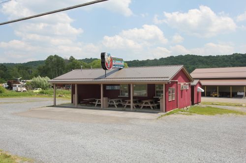 317 Broadway St, Reynoldsville, PA, 15851-8915 | Card Image