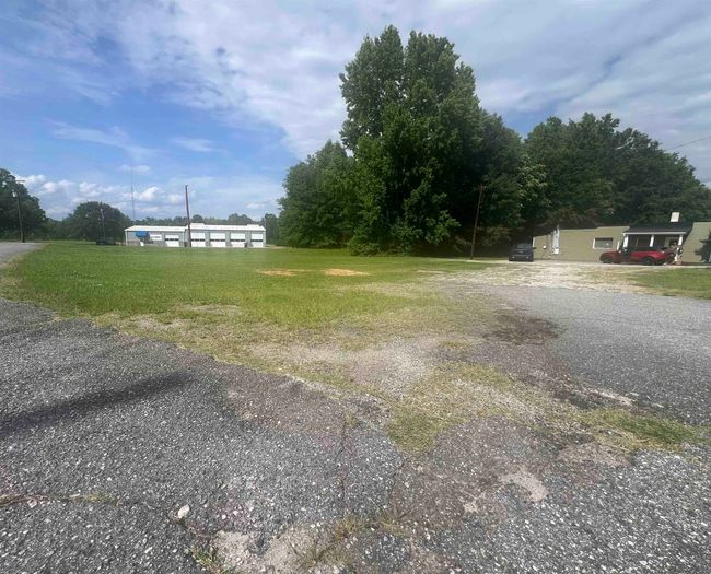600 N Main St, Home with 0 bedrooms, 0 bathrooms and null parking in Honea Path SC | Image 9
