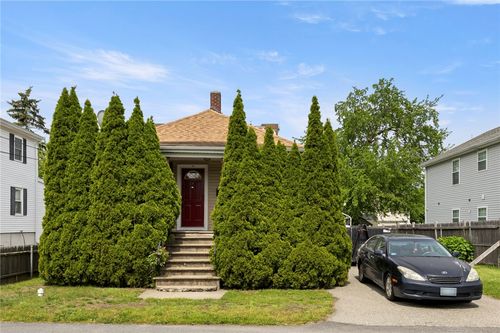 22 Parsons St, East Providence, RI, 02914-2323 | Card Image