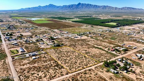121 Hendrich Rd, Chaparral, NM, 88081-8010 | Card Image