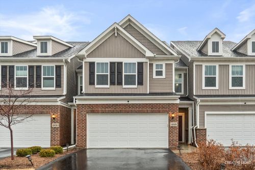 468 Watercress Dr, Aurora, IL, 60504-4528 | Card Image