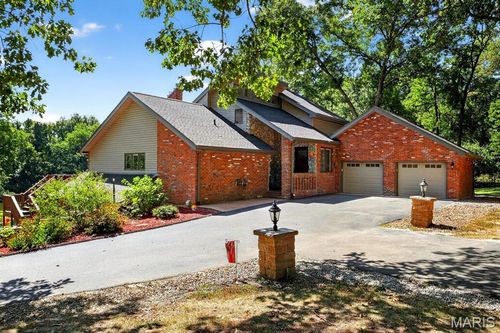 1519 Laketop Dr, Fairview Heights, IL, 62208-1245 | Card Image
