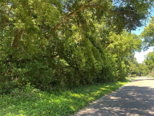 426 W Michigan Ave, LAKE HELEN, FL, 32744-2946 | Card Image