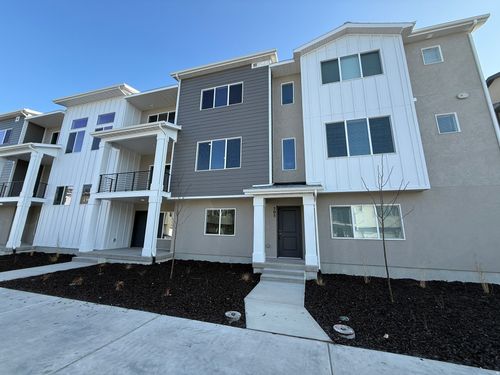 409-505 S 800 W, American Fork, UT, 84003-4935 | Card Image