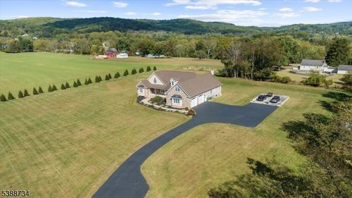 4 Deer Ct, Milford, NJ, 08848-1545 | Card Image