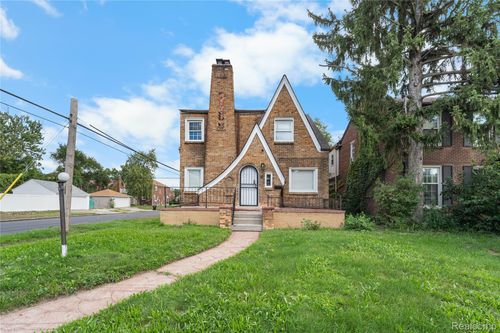 18116 Wisconsin St, Detroit, MI, 48221-2506 | Card Image