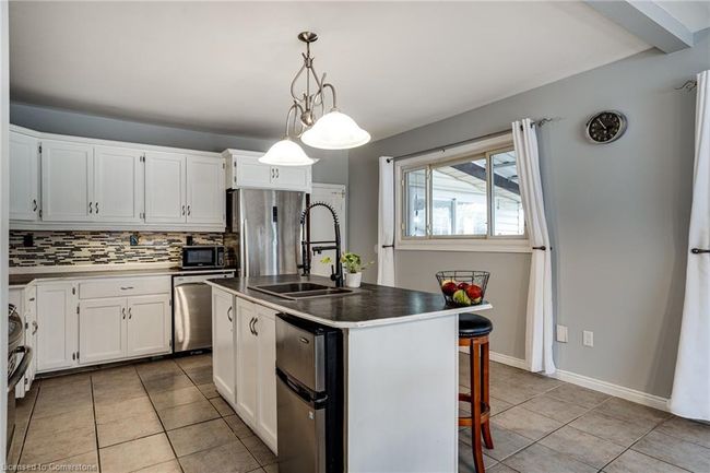 628 Dunn Ave, House other with 4 bedrooms, 2 bathrooms and 5 parking in Hamilton ON | Image 11
