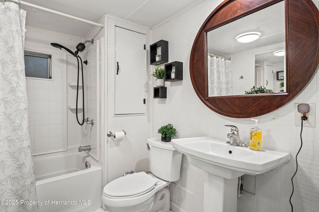 8732 County Road 647, House other with 3 bedrooms, 1 bathrooms and null parking in Bushnell FL | Image 25