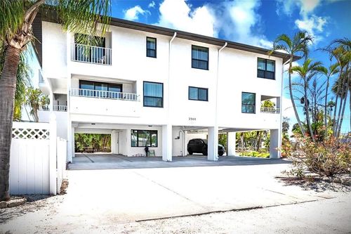 unit-1-3701 5th Ave, Holmes Beach, FL, 34217-1954 | Card Image