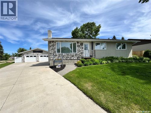 1430 Sibbald Cres, Prince Albert, SK, S6V6B4 | Card Image
