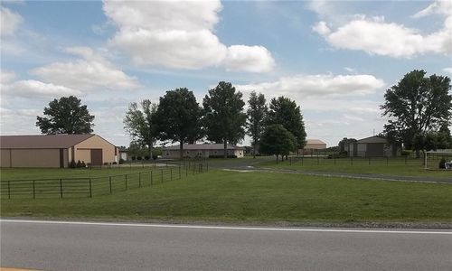 11465 Highway 39, Chanute, KS, 66720-6442 | Card Image